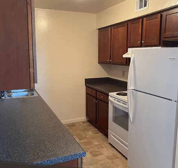 Olympic Village Apartments — Photo 23