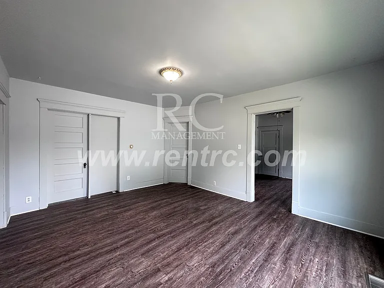 15 N Jefferson St #N — Photo 8