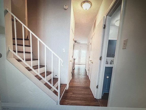4th image of 429 Lester Rd