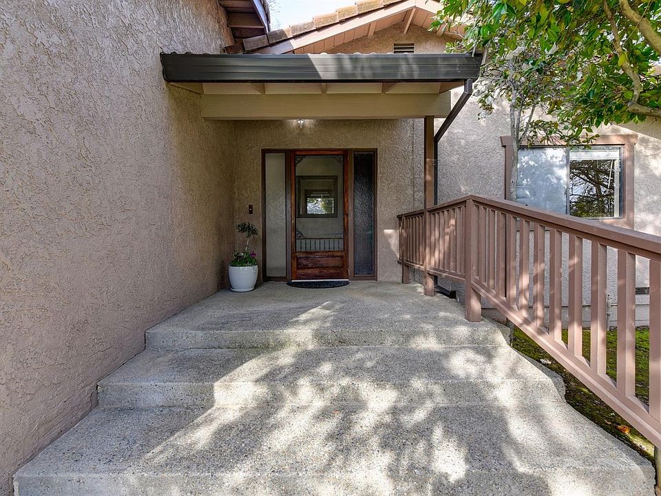 1st image of 3196 Latham Ln