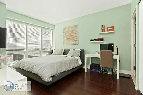 Rented by Metropolitan Property Group | media 20