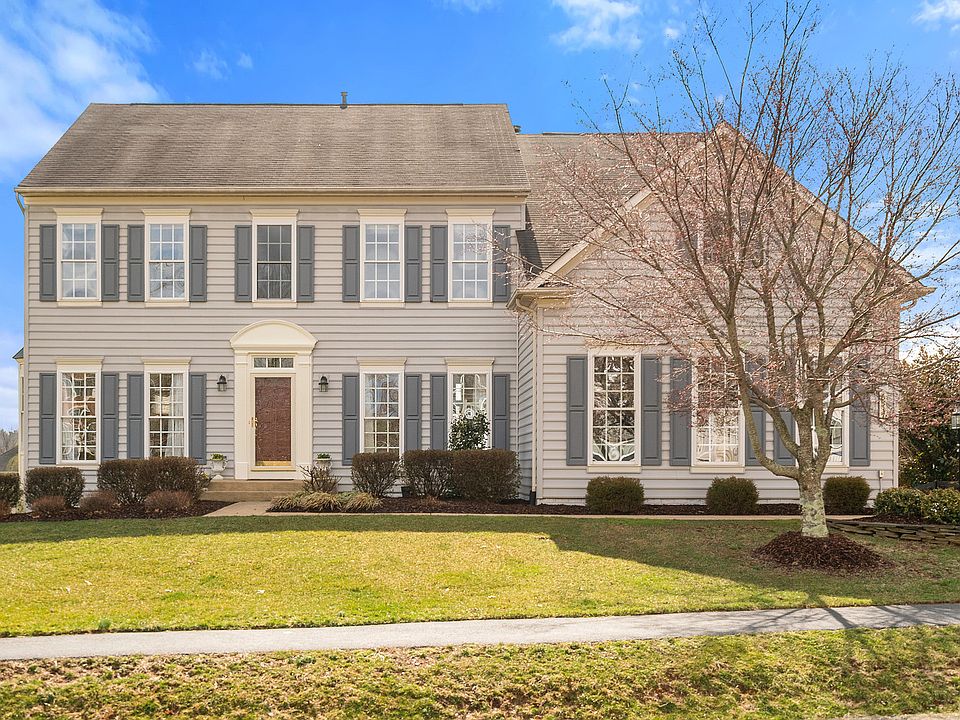 1st image of 6337 Blue Heron Ln