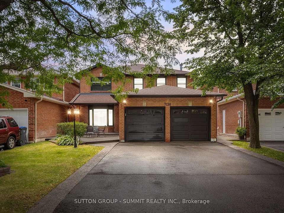 7136 Baywood Ct