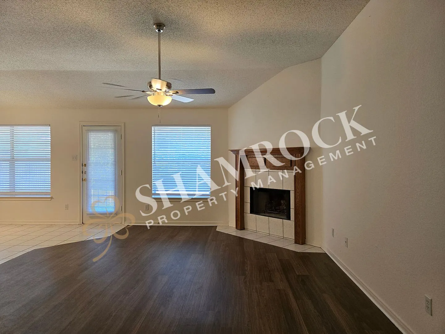 3/2 Duplex near Hewitt Park — Photo 3