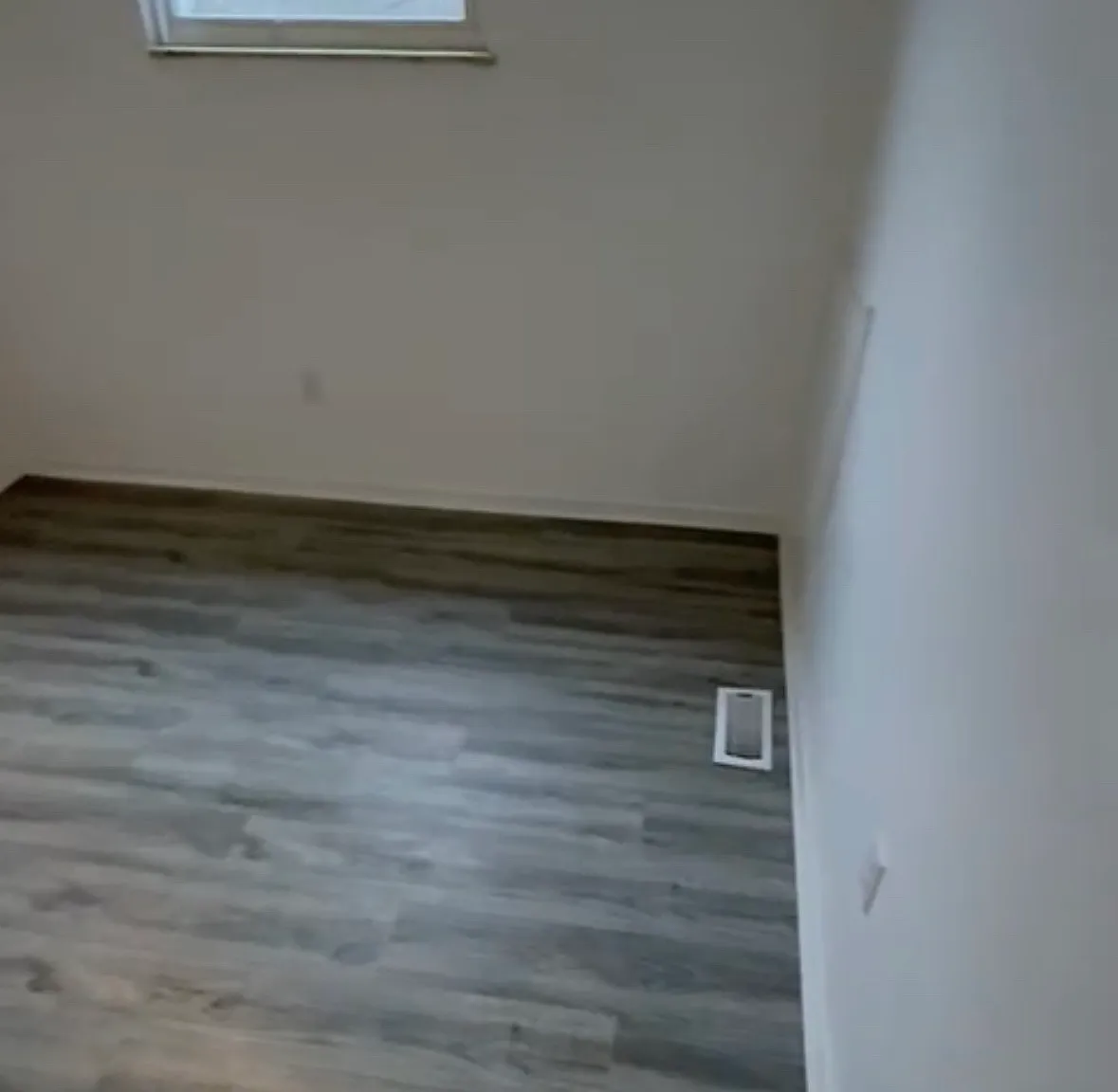 2 bed, 800 sqft, $1,300 — Photo 4