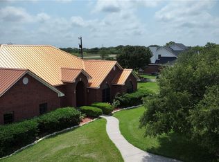 507 Hackberry Bnd, Port Lavaca, TX 77979