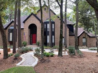 27 Falling Star Rd, Spring, TX 77381