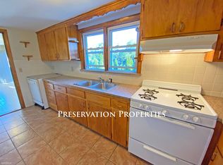 69 Prescott St, Newtonville, MA 02460