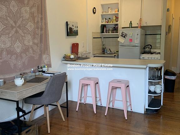 312 Beacon #4 Boston - Back Bay Unit Photo 3 (1)