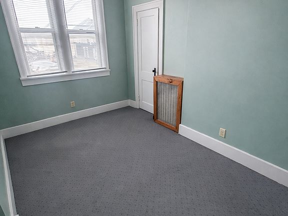 4th image of 1330 Locust St #1