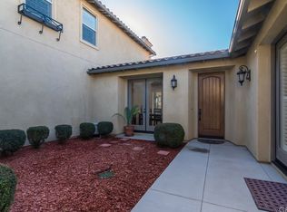 35028 Mahogany Glen Dr, Winchester, CA 92596