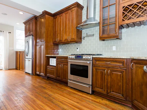 3220 Sherman Ave NW, Washington, DC 20010