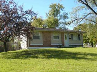 112 Dundee Cir, Saint Louis, MO 63137