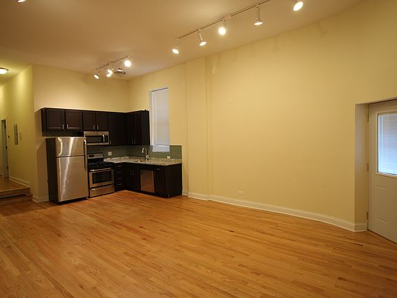 5th image of 4053 N Leavitt St #2N