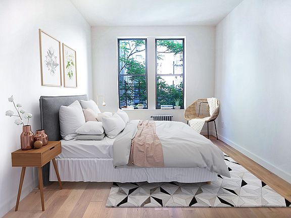 4th image of 3621 Broadway #27