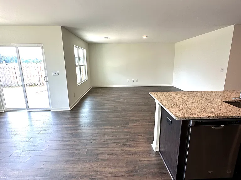 7411 Tulip Trestle Ct — Photo 9