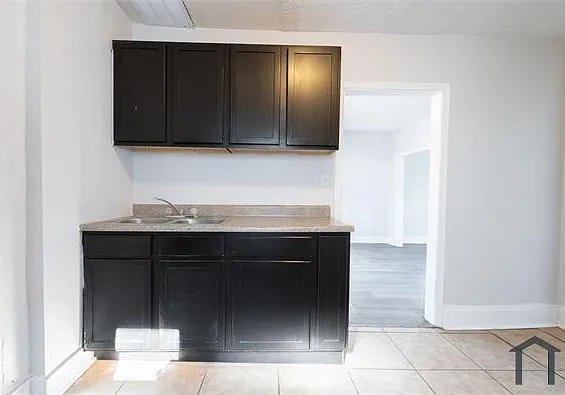359 Clarendon Ave — Photo 12