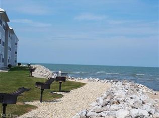 220A W Lakeshore Dr, Pt Clinton, OH 43452