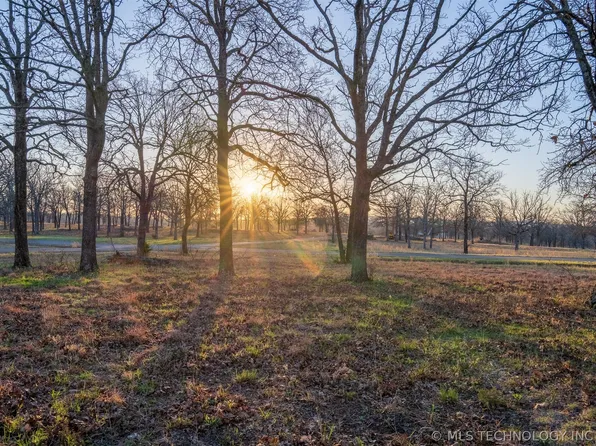 Summit Rd, Cookson, OK 74427