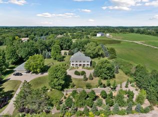 6975 Pioneer Trl, Loretto, MN 55357