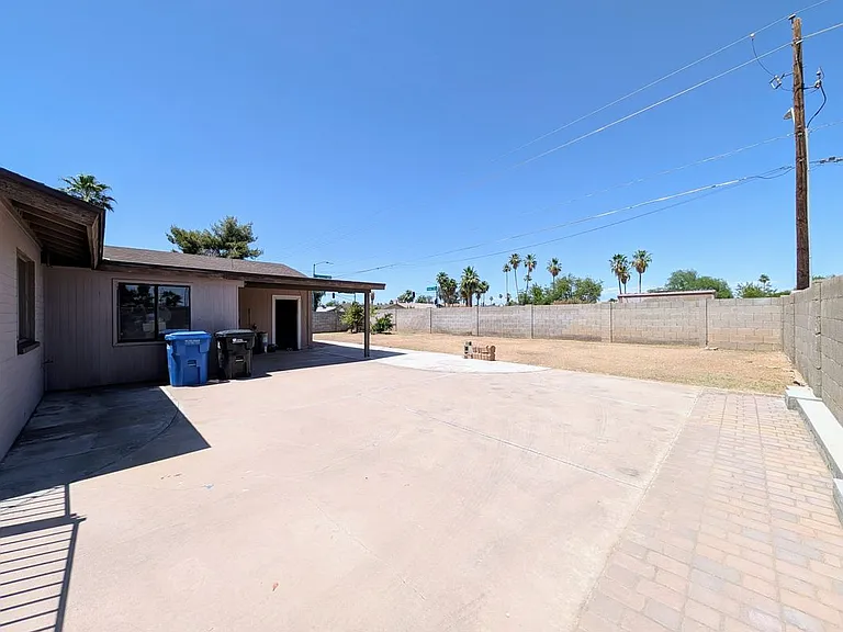 3848 W North Ln — Photo 25