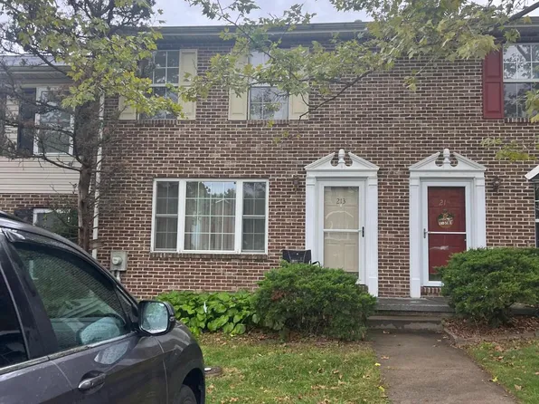 213 Waterford Ln, Winchester, VA 22602
