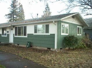 1051 W 12th St, Medford, OR 97501