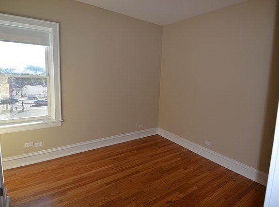 4th image of 5615 W Lawrence Ave #3