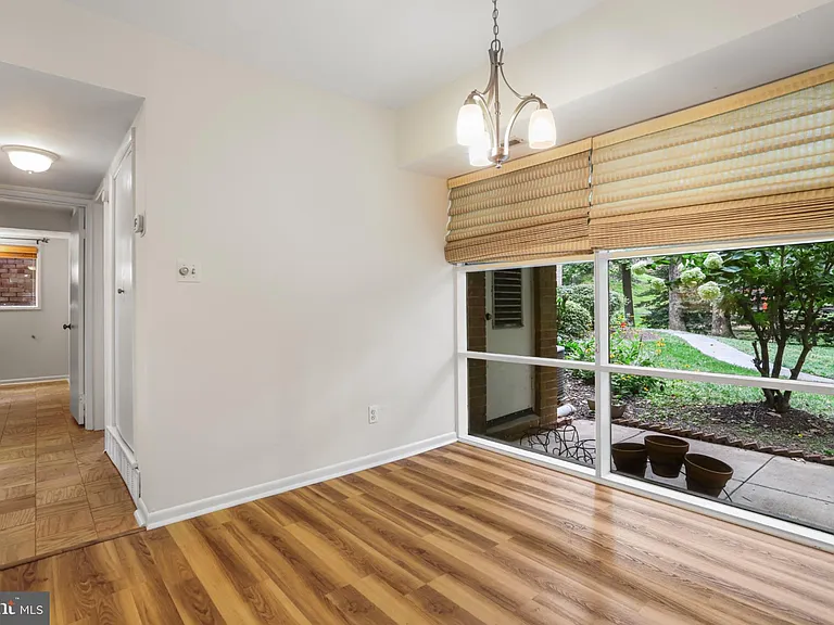 4917 Americana Dr #T6 — Photo 6