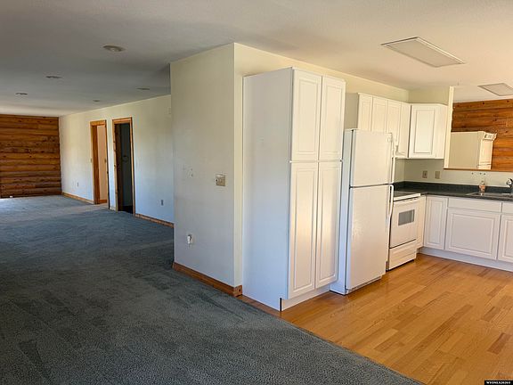 4th image of 1216 Mountain View Blvd