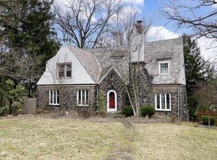 23 Forest Rd, Wheeling, WV 26003