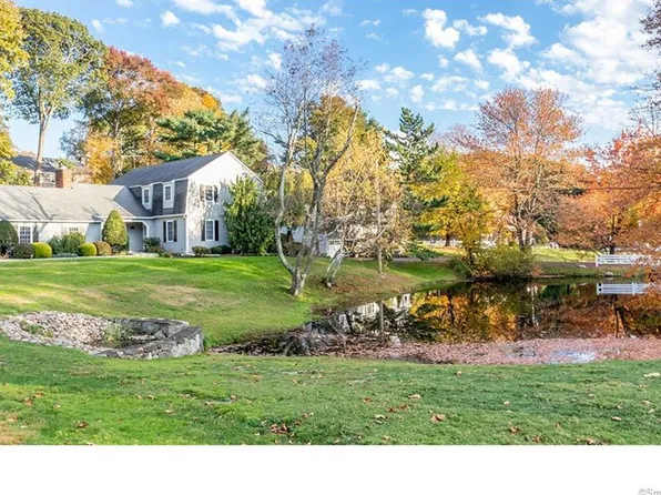 249 Putting Green Road, Trumbull, CT 06611