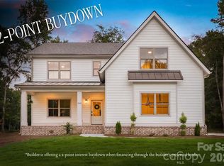 2315 Chateau Ct, Matthews, NC 28105