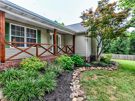 4th image of 5800 Tobago Ln