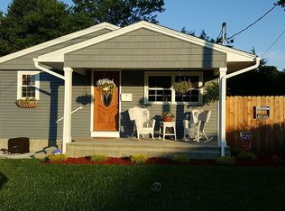 125 Lilac Ave, Woonsocket, RI 02895