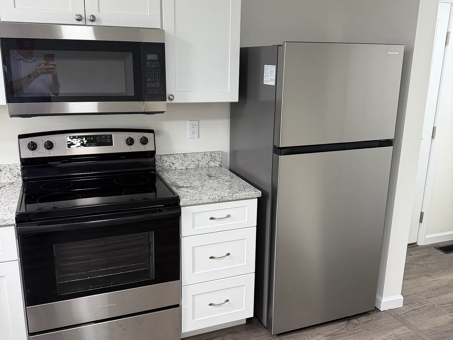 3 bed, 2.5 bath, 980 sqft, $2,100 — Photo 4