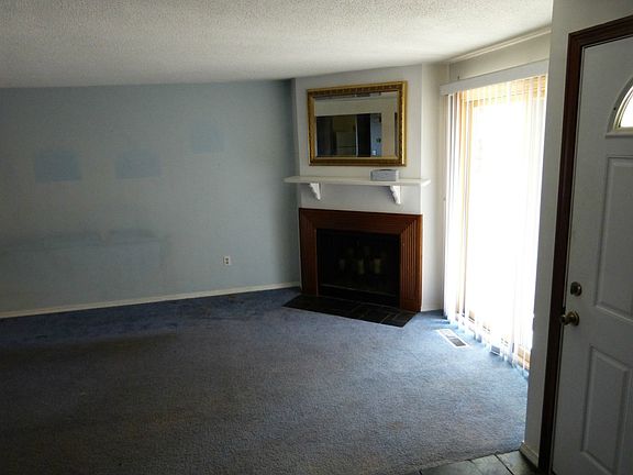 Living room with fireplace