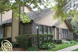 1st image of 25046 Oakbrooke Dr #1