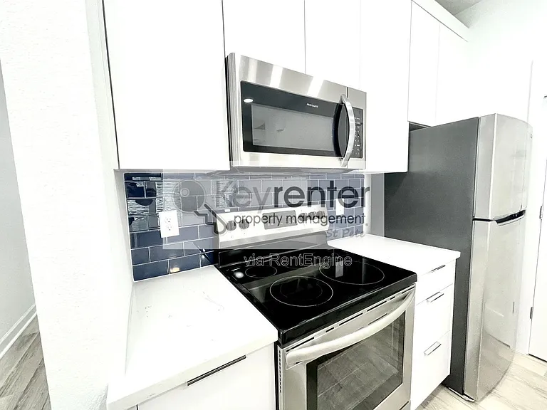 2703 N 24th St #1 — Photo 5