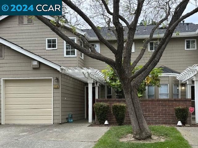 1st image of 238 Pebblecreek Ct
