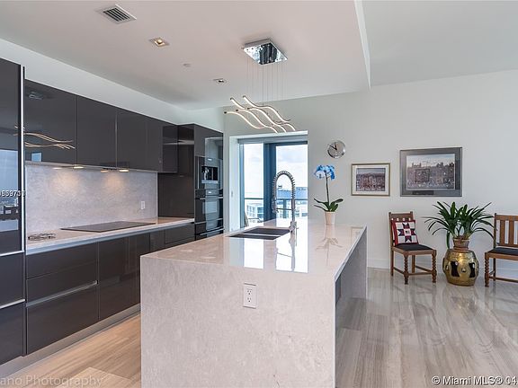 3rd image of 1451 Brickell Ave Unit 3803