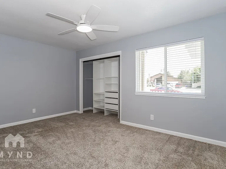 9835 Honey Bear Ln — Photo 15