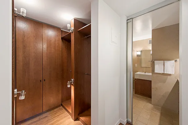 Rented by Compass | media 22