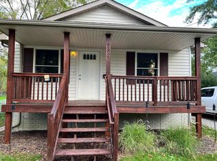 282 Clinton St, Romeo, MI 48065