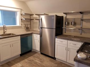 369 Hilldale Ave FLOOR 3, Haverhill, MA 01832