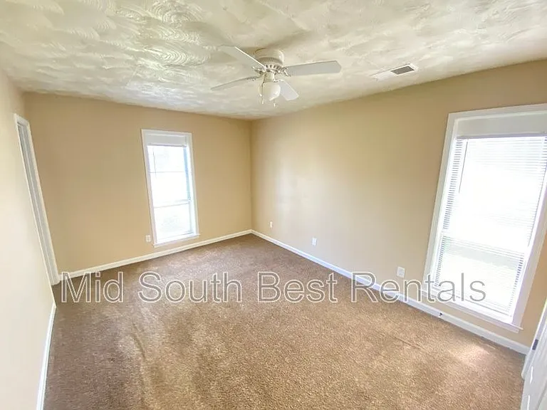 3312 Daisywood Ln — Photo 8