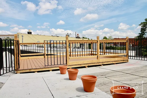 Rented by Grand & Co. | media 14