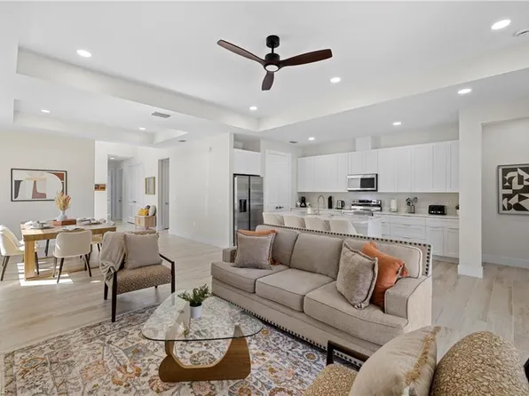 2533 Storter AVE, NAPLES, FL 34112