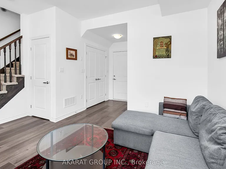 61 Soho St #68 — Photo 7