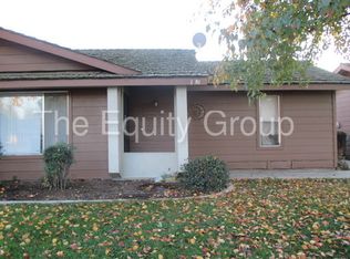 1581 E Cross Ave, Tulare, CA